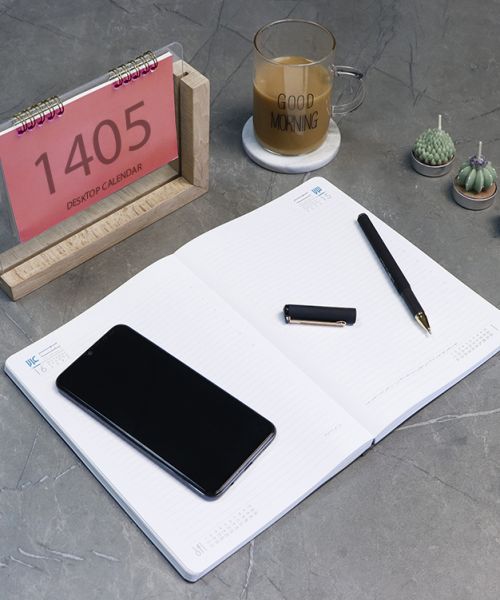 تقویم رومیزی پایه ال چوبی