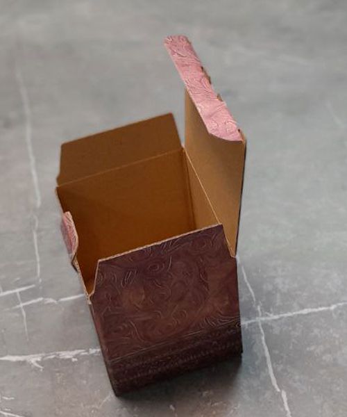 جعبه لمینتی