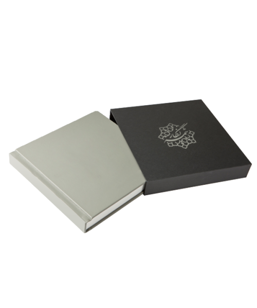 هارد کاور کتاب